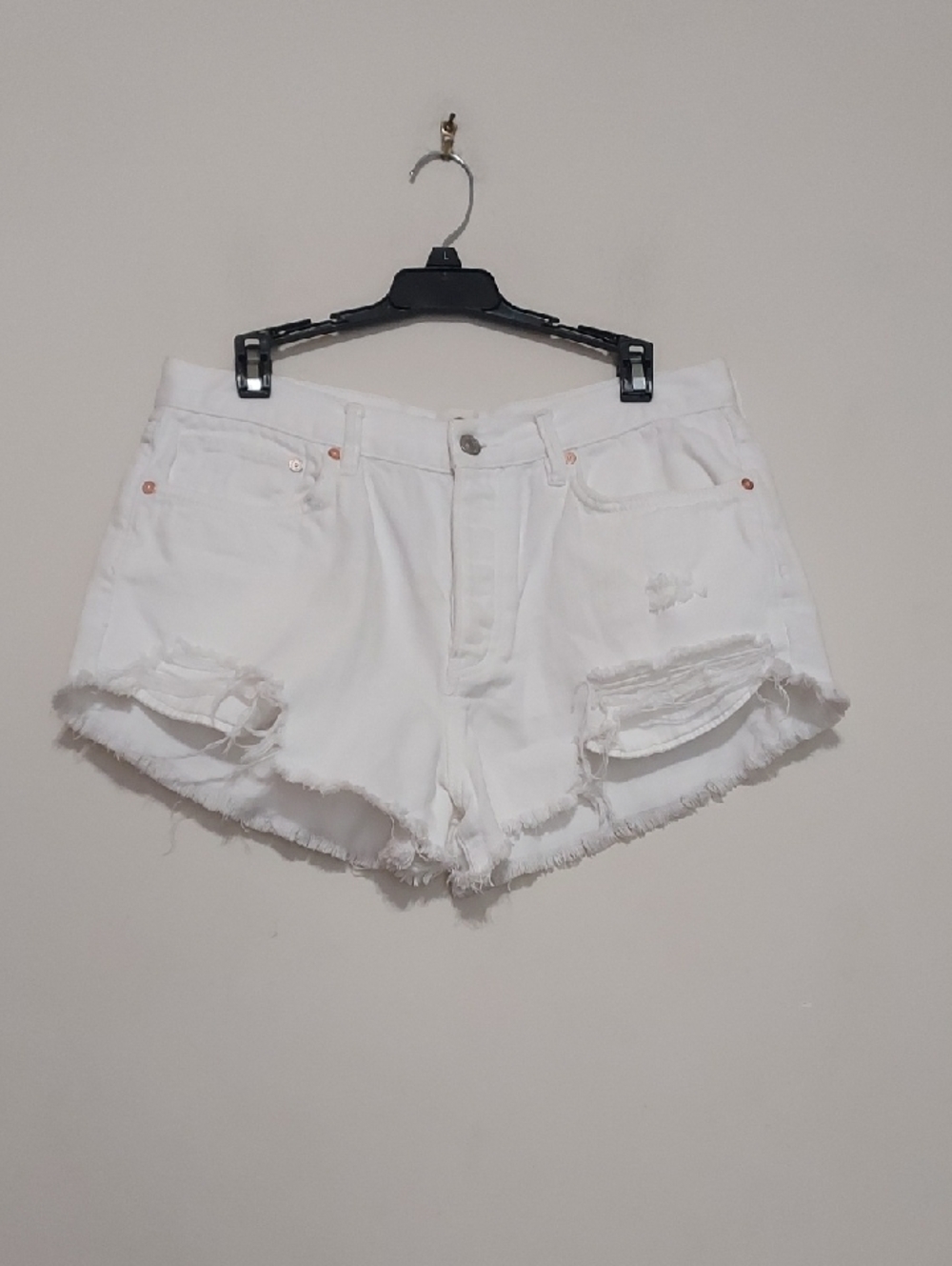 We The Free Loving Good Vibrations White Distressed Frayed Denim Shorts Sz-31